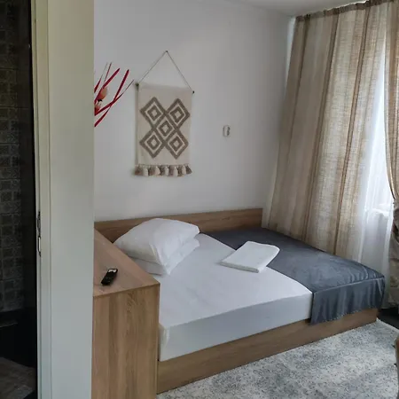 Proprietate Privata Lazu